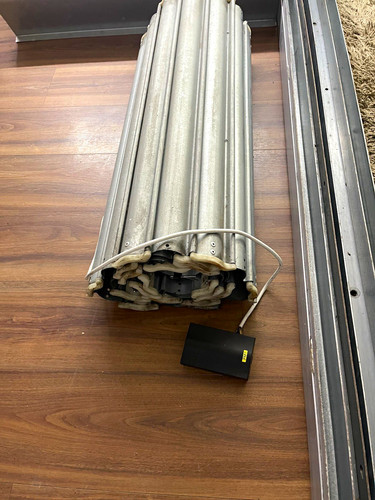 Manual roll metal garage - roll-up,